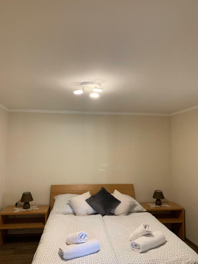Martinova Izba - Rooms & Apartments Lasko Exterior photo
